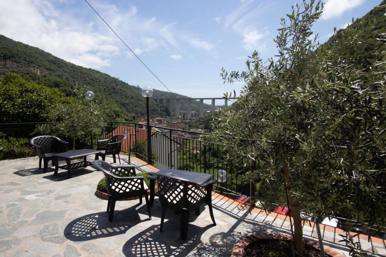 Un Posto Al Sole Bed & Breakfast Molino Nuovo  Luaran gambar