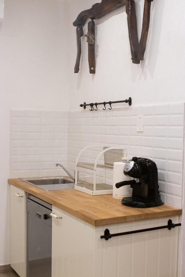 Un Posto Al Sole Bed & Breakfast Molino Nuovo  Luaran gambar